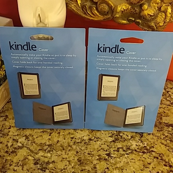 Set of 2 Kindle Covers (8th Generation ONLY) - Picture 2 of 2